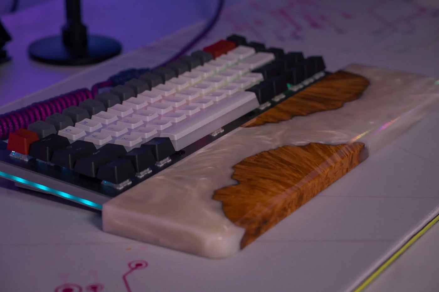 Resin Wood Keyboard Wrist Rest - White Vyral