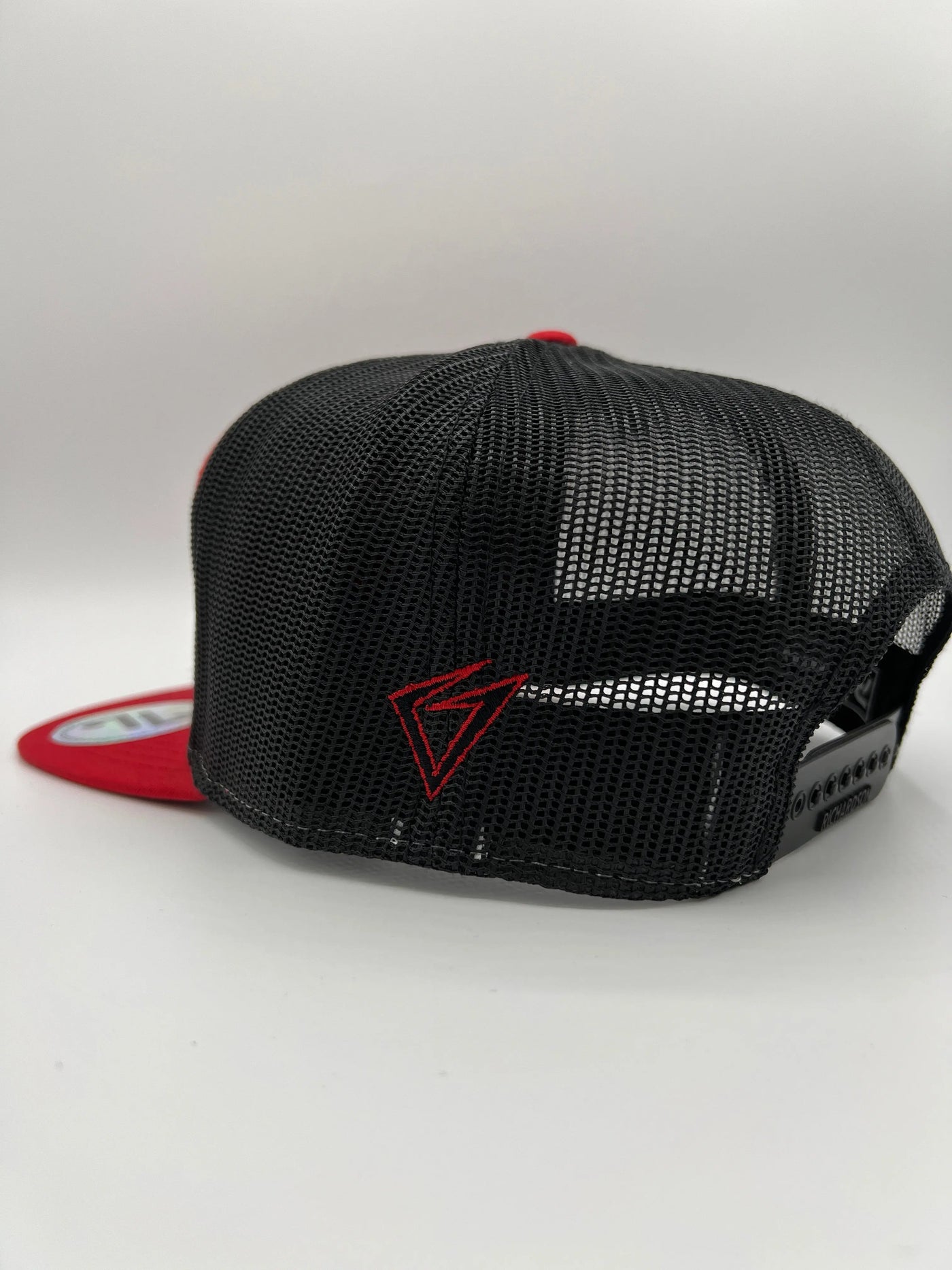 Vyral Red 5 Panel Snap 22' Vyral