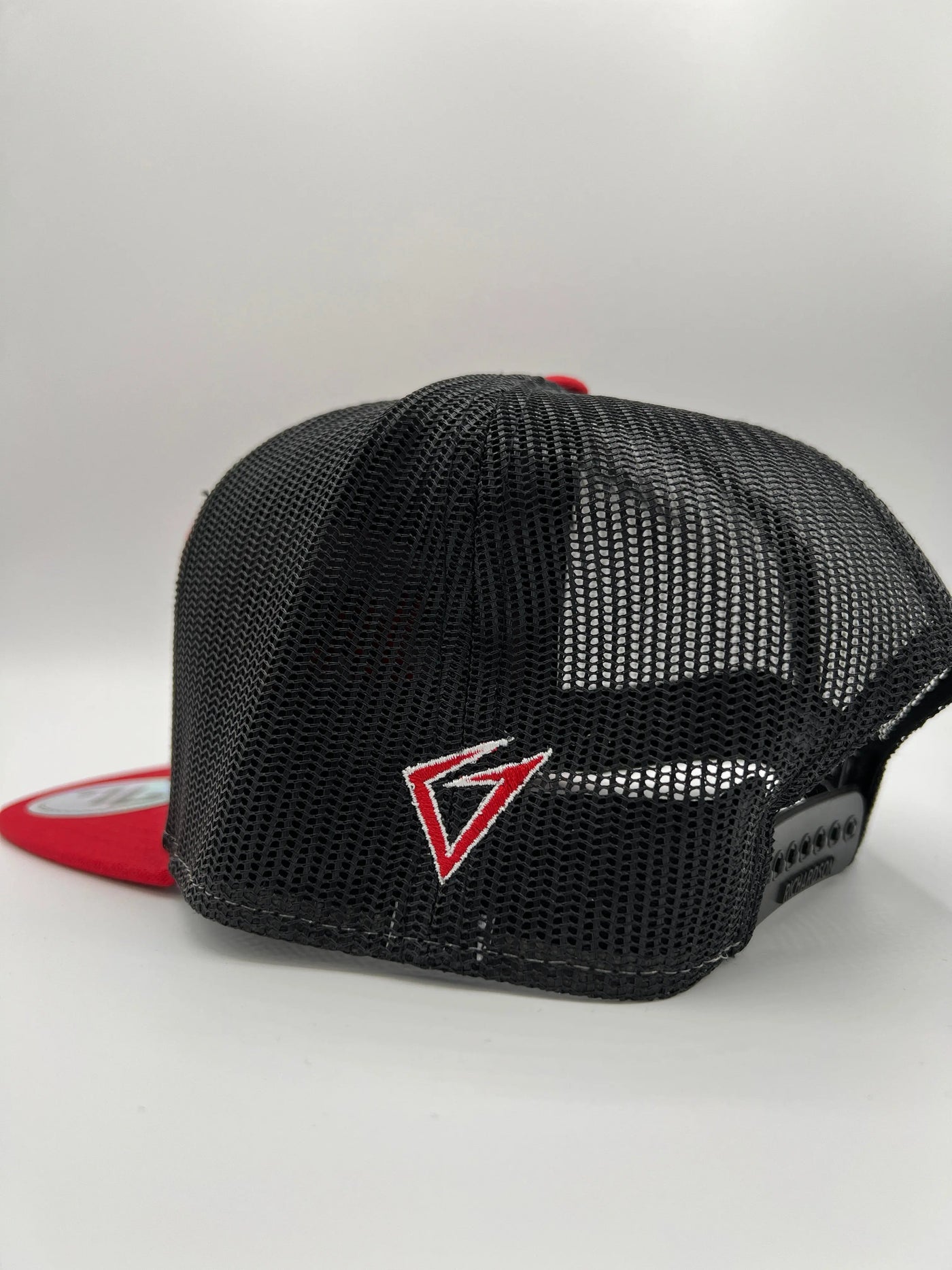 Vyral Red/White 5 Panel Snap 22' Vyral